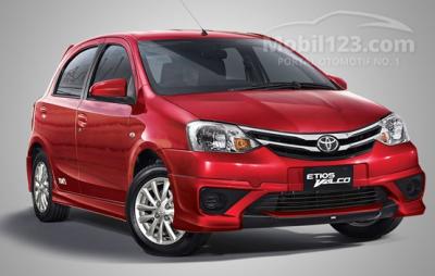 2015 - Toyota Etios Valco e tom's