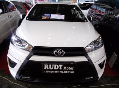 2015 - Toyota Yaris 1.5 TRD S