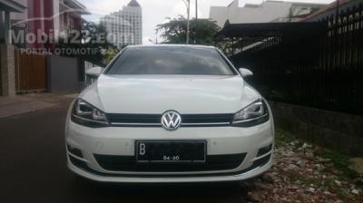 2015 Volkswagen VW Golf 1.4 TSI CBU Mulus Like New