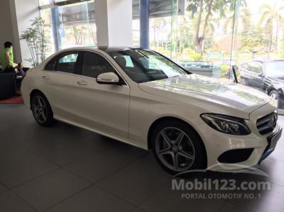 2016 Mercedes-Benz C250 W205 2.0 AMG Sedan