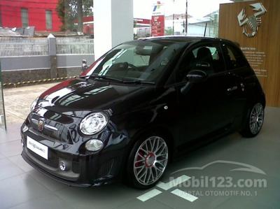 ABARTH 595 TURISMO BLACK SCORPION EDITION 2013