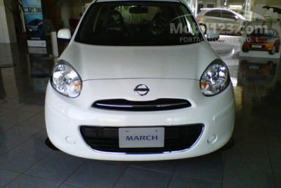 ALL NEW NISSAN MARCH 1.2 MANUAL PUTIH NIK 2014 CUCI GUDANG DISKON HINGGA PULUHAN JUTA DAN BANYAK BONUSNYA