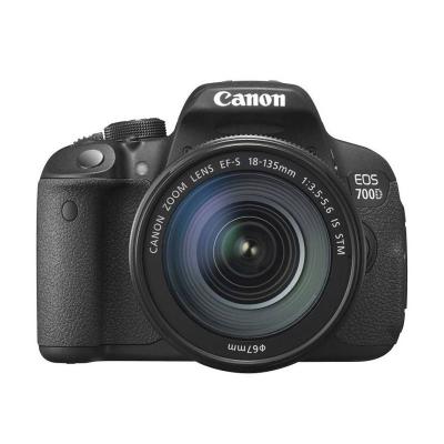 Canon EOS 700D Kit 18-135mm f/3.5-5.6 IS STM