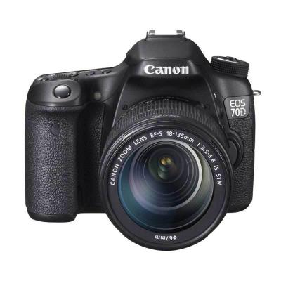 Canon EOS 70D Kit 18-135mm IS STM WiFi Kamera DSLR - Hitam