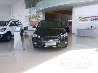 Chevrolet Aveo 1.4 LT Hitam 2013