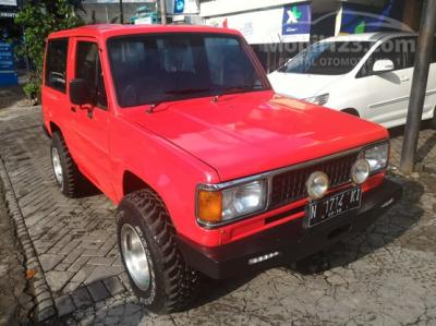 Chevrolet Trooper 2.3 4x4 MT 1985 Merah Solid