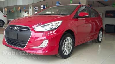 DISCOUNT BESAR KREDIT RINGAN HYUNDAI GRAND AVEGA 2015