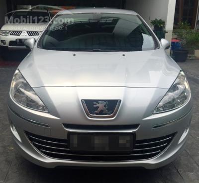 Dijual MURAH 2013 Peugeot 408 2.0 Sedan lengkap dengan Rear Parking Camera + Multimedia system