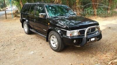 Dijual Nissan Terrano 2004