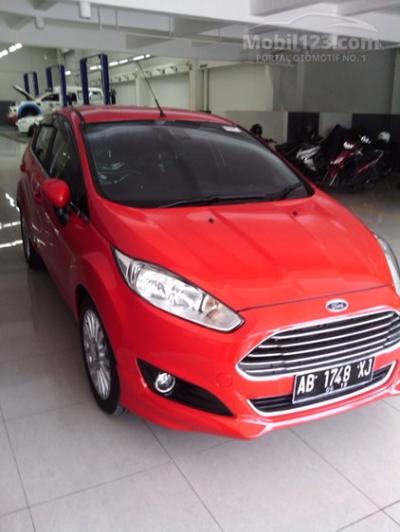 FORD JOGJA HABISIN STOK Ford Fiesta 1.5 Trend Hatchback DP 40 JT