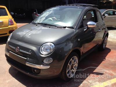 Fiat 500 lounge Grey (Chrysler Fatmawati)