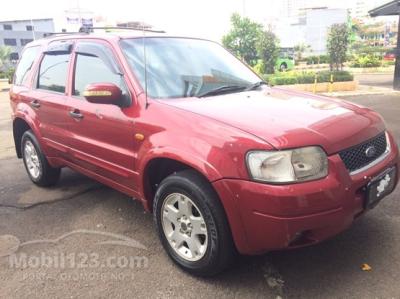 Ford Escape 2.3 XLT thn 2006 Wagon Mobil antik dan istimewa