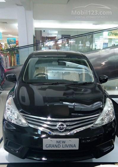 GRAND LIVINA SV MANUAL NIK 2015 WARNA HITAM DISKON 25 JUTA