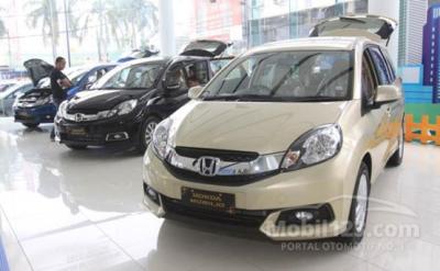 Honda Mobilio Tipe E cash Dan Kredit Ready Stock