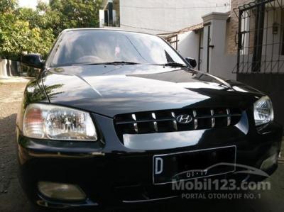 Hyundai Accent Verna 2002 akhir. GLS tipe tertinggi. Manual. PLAT D. Istimewa. Bandung