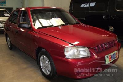 Hyundai Accent Verna 2004 Merah (no sms)