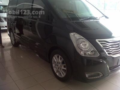 Hyundai H1 ROYAL CRDI Unit Ready Mobil Mewah dan Luas Plus Cash Back