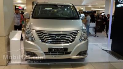 Hyundai H1 Royale CRDI VGT Big MPV kabin luas harga terjangkau fitur canggih ( Diskon menggiurkan )