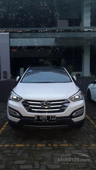 Hyundai Santa Fe Diesel program DP dan Angsuran Menarik