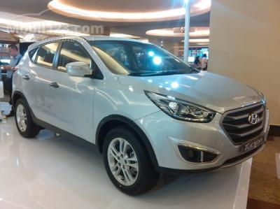 Hyundai Tucson 2.0 GLS Ngabisin Stock, promo diskon over