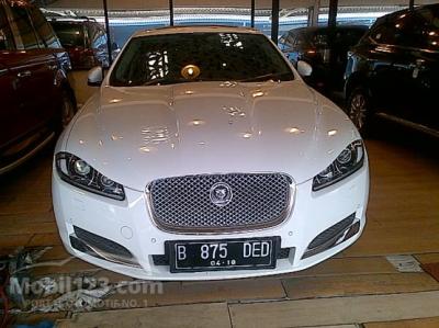 Jaguar XF 3.0 V6 2012 AT