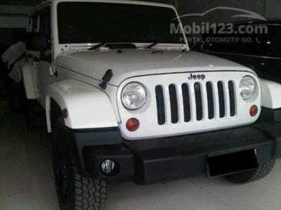 Jeep Wrangler JK Sport unlimited 2008 4 pintu ISTIMEWA