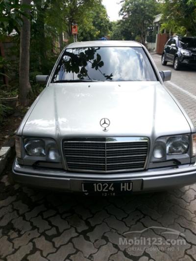 Jual (BU) 1996 Mercedes-Benz E320 Masterpiece 3.2 W124 3.2 L6 Sedan