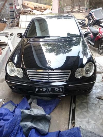 Jual Cepat 2004 Mercedes-Benz C240 2.6 W203 2.6 V6 Sedan