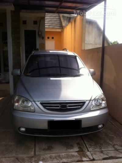 Jual KIA Carens II 2004 1.8 SE MT 7 Seats