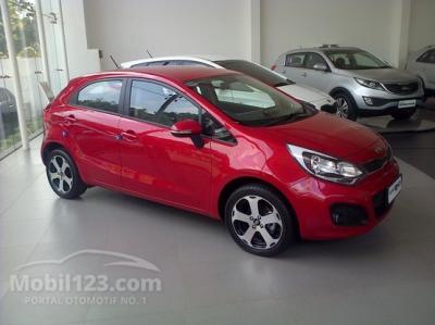 KIA RIO 1.4CC - KIA PICANTO SE5 CBU DP 40 JUTAAN