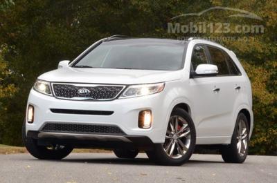 KIA Sorento Cuci Gudang Akhir Tahun