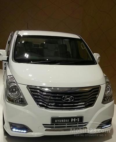 KREDIT MURAH HYUNDAI H1 ROYALE GASOLINE MPV MEWAH HARGA HEMAT