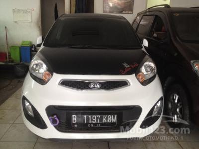 Kia New Picanto At 2013 putih Istimewa