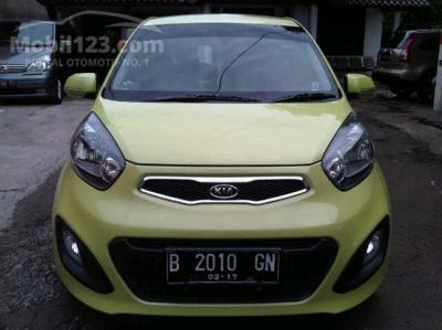 Kia Picanto SE 1.2cc Manual Th. 2012 W.Hijau Muda Metalic