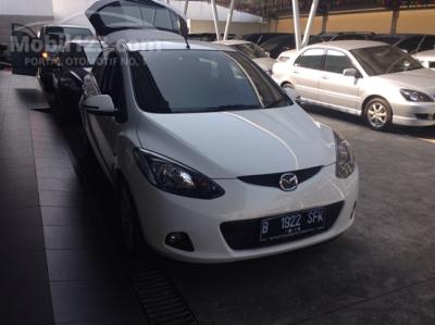 MAZDA 2 TYPE R AUTOMATIC TAHUN 2009