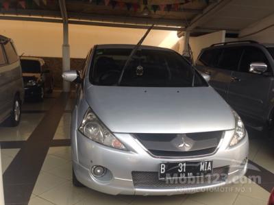 MITSUBISHI GRANDIS GT SILVER AUTOMATIC