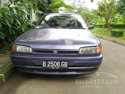 Mazda 323 tahun 1998