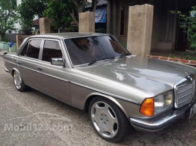 Mercedes-Benz 280E