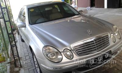 Mercedes-Benz C240 2.6 W203 2.6 V6 Sedan 2006