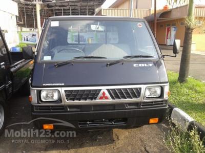 Mitsubishi Colt L300 Pick Up Bak Rata DP Ringan 2015