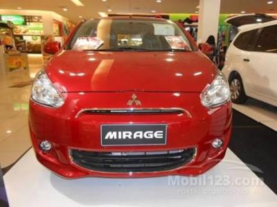 Mitsubishi Mirage 1.2 EXCEED Hatchback DP Super Ringan