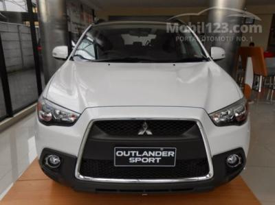 Mitsubishi Outlander Sport 2.0 AT DP Ringan