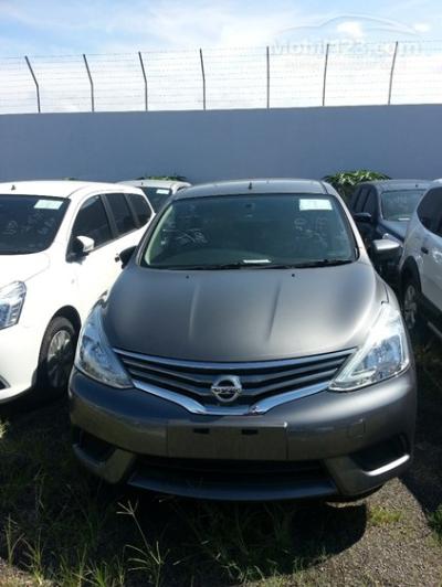 NISSAN GRAND LIVINA TDP 25 JUTAAN READY STOCK BERHADIAH LANGSUNG