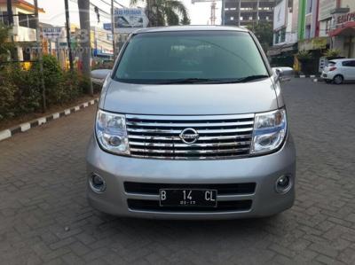 Nissan Elgrand HWS 2007 AT Silver Kondisi prima harga bisa nego