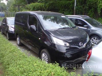 Nissan Evalia SV MT NIK 2014 DP Ringan Cash Pun Bisa