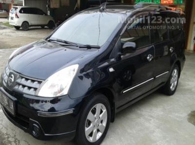 Nissan Grand Livina 2007