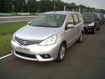 Nissan Grand Livina matic