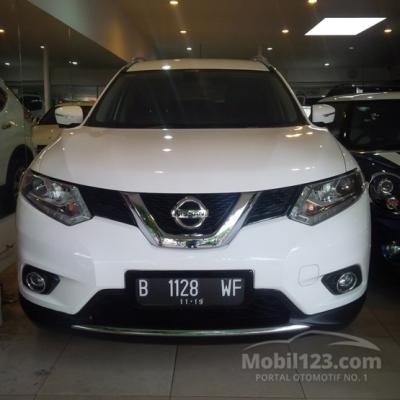 Nissan New Xtrail 2.5 CVT Th 2014 November Automatic Putih Metalik