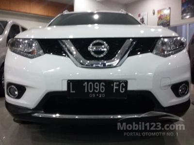 Nissan X-Trail 2.5 putih Istimewah mulus