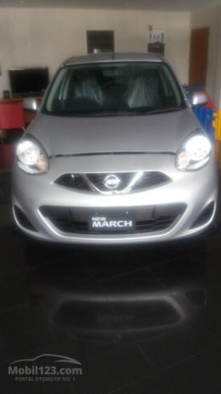 Nissan march dp 18 jutaan bisa bawa pulang